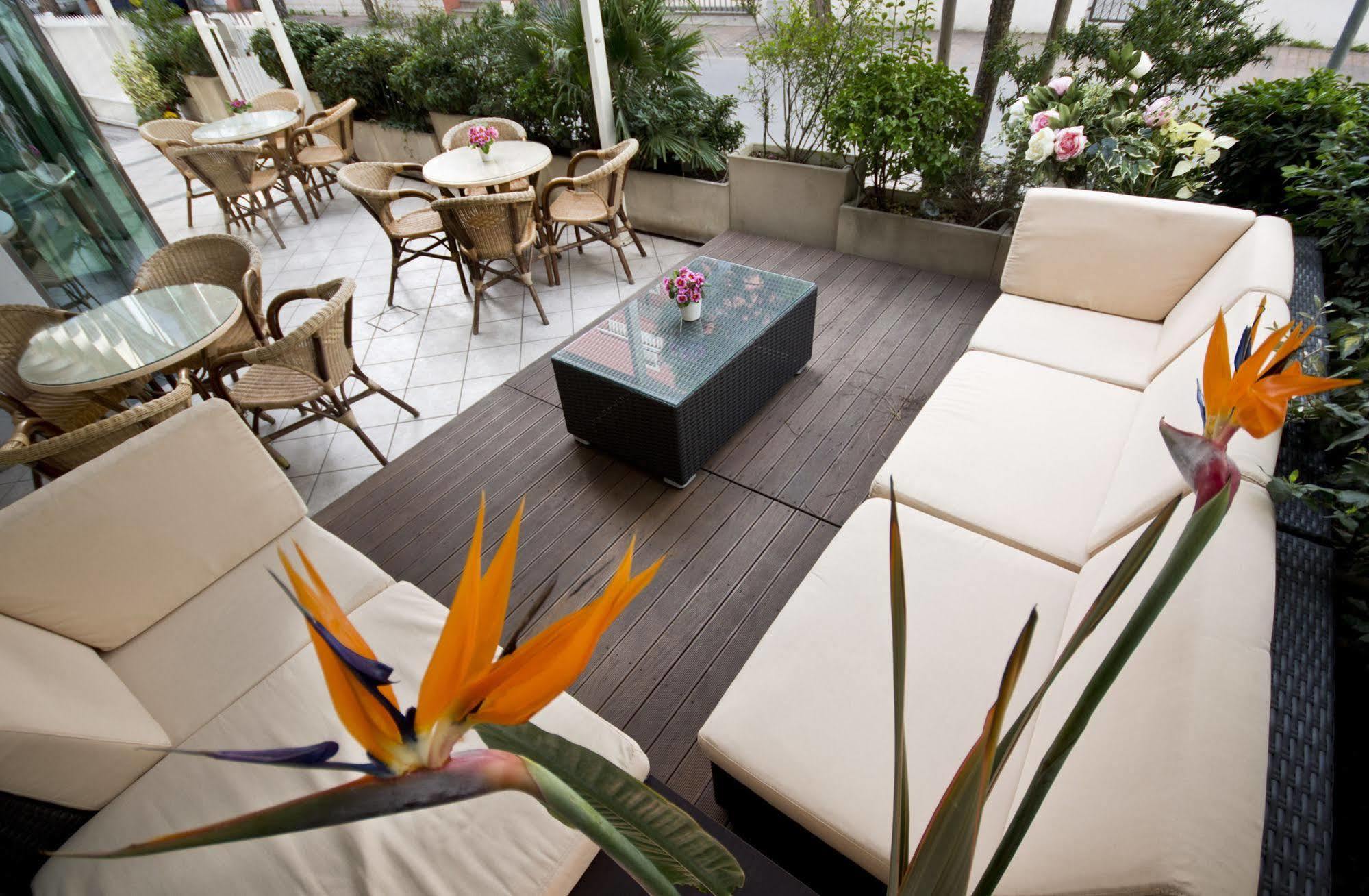 רימיני Hotel Kennedy מראה חיצוני תמונה